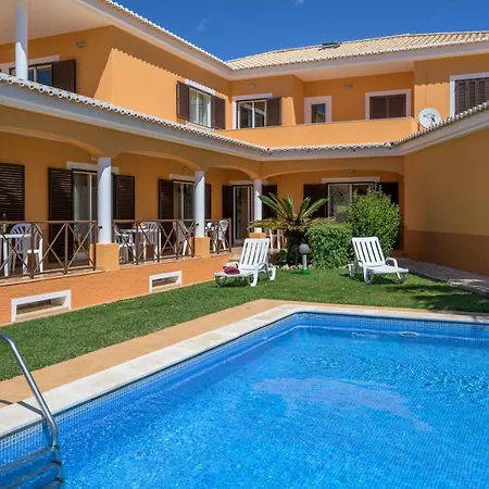 Canavial I & Ii Apart-hotel Lagos