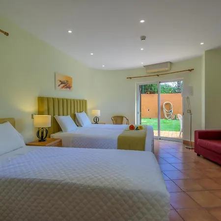 Canavial I & Ii Apart-hotel