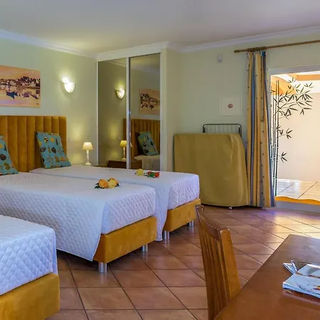 Canavial I & Ii Apart-hotel Lagos