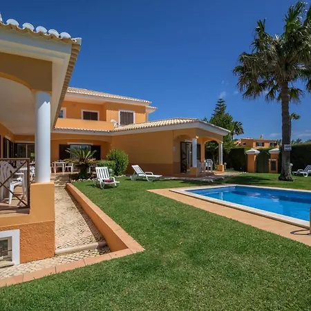 Canavial I & Ii 4* Lagos