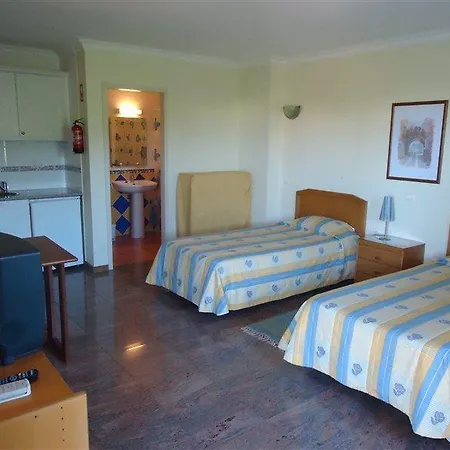 Canavial I & Ii Apart-hotel Lagos