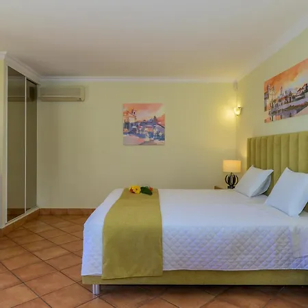 Apartahotel Canavial I&ii