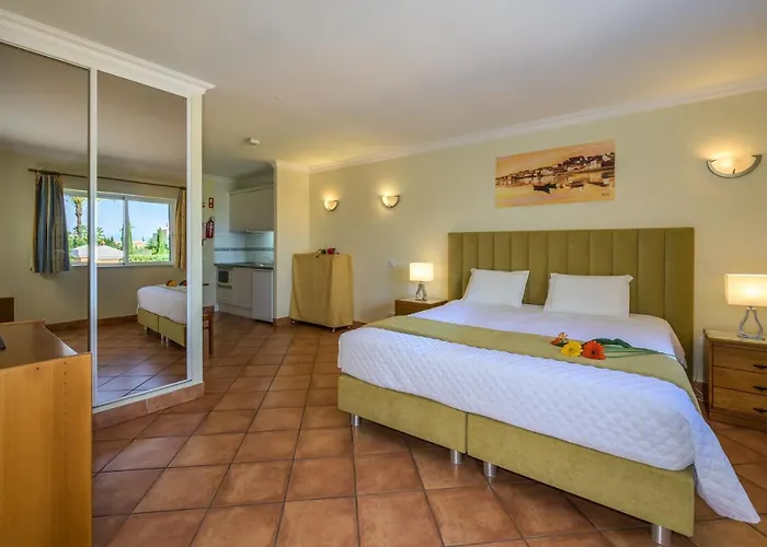 Canavial I & Ii Aparthotel